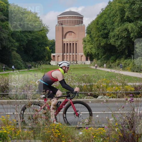 14.09.2025 - Stadtparktriathlon Michael Burmester http://msf.ph/oto/8904384 14.09.2025 11:20:41 Radfahren 838, 848, 861, 889, 897, 917, 938, 941 meine-sportfotos.de