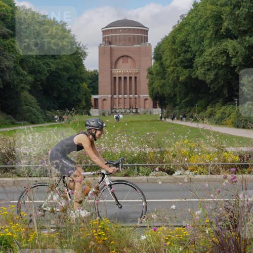 14.09.2025 - Stadtparktriathlon Michael Burmester http://msf.ph/oto/8904419 14.09.2025 11:22:42 Radfahren 857, 862, 870, 875, 892, 921, 957, 958, 998 meine-sportfotos.de