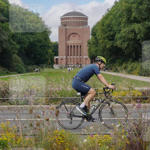 14.09.2025 - Stadtparktriathlon Michael Burmester http://msf.ph/oto/8904424 14.09.2025 11:22:51 Radfahren 831, 862, 870, 875, 918, 921, 974, 1001, 1002 meine-sportfotos.de
