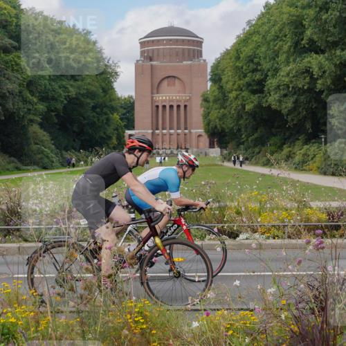 14.09.2025 - Stadtparktriathlon Michael Burmester http://msf.ph/oto/8904430 14.09.2025 11:23:03 Radfahren 829, 831, 851, 882, 918, 920, 946, 948, 963, 974 meine-sportfotos.de