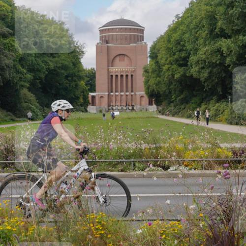 14.09.2025 - Stadtparktriathlon Michael Burmester http://msf.ph/oto/8904440 14.09.2025 11:23:46 Radfahren 849, 893, 936, 940, 943, 994, 1005, 1008, 1011 meine-sportfotos.de