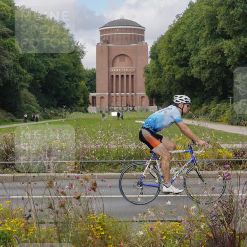 14.09.2025 - Stadtparktriathlon Michael Burmester http://msf.ph/oto/8904454 14.09.2025 11:24:09 Radfahren 823, 876, 894, 895, 915, 924, 970, 987 meine-sportfotos.de