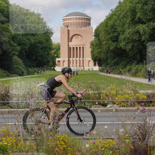 14.09.2025 - Stadtparktriathlon Michael Burmester http://msf.ph/oto/8904474 14.09.2025 11:26:10 Radfahren 835, 930, 951, 1006 meine-sportfotos.de