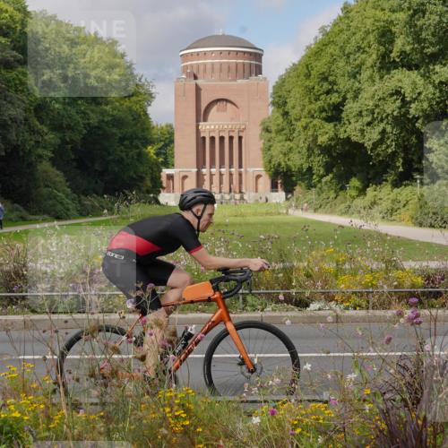 14.09.2025 - Stadtparktriathlon Michael Burmester http://msf.ph/oto/8904495 14.09.2025 11:27:25 Radfahren 838, 867, 874, 947, 979, 996 meine-sportfotos.de