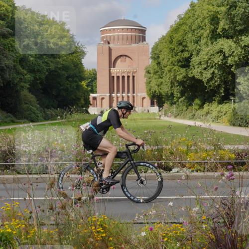 14.09.2025 - Stadtparktriathlon Michael Burmester http://msf.ph/oto/8904497 14.09.2025 11:27:28 Radfahren 838, 859, 867, 874, 996 meine-sportfotos.de