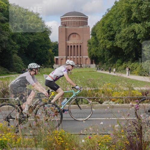14.09.2025 - Stadtparktriathlon Michael Burmester http://msf.ph/oto/8904542 14.09.2025 11:30:37 Radfahren 822, 829, 850, 855, 952, 960, 1014 meine-sportfotos.de