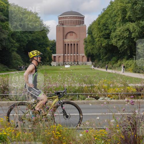 14.09.2025 - Stadtparktriathlon Michael Burmester http://msf.ph/oto/8904546 14.09.2025 11:30:41 Radfahren 822, 829, 850, 855, 952, 960, 1014 meine-sportfotos.de