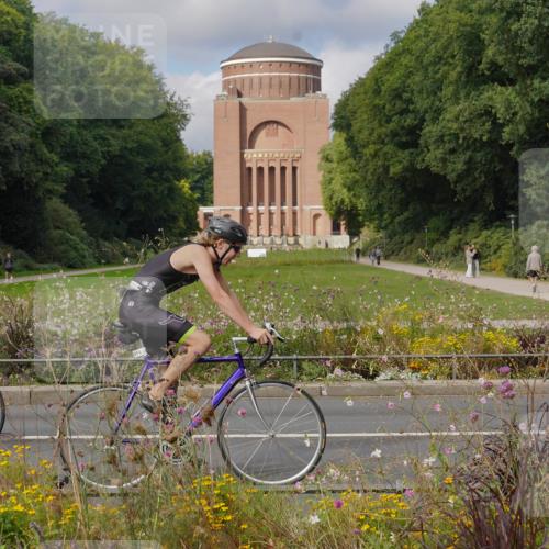 14.09.2025 - Stadtparktriathlon Michael Burmester http://msf.ph/oto/8904557 14.09.2025 11:31:18 Radfahren 858, 886, 943, 972, 978, 1001, 1002, 1007 meine-sportfotos.de