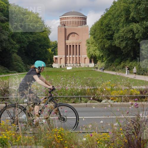 14.09.2025 - Stadtparktriathlon Michael Burmester http://msf.ph/oto/8904559 14.09.2025 11:31:23 Radfahren 857, 858, 886, 943, 978, 1001, 1002 meine-sportfotos.de