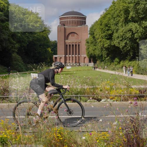 14.09.2025 - Stadtparktriathlon Michael Burmester http://msf.ph/oto/8904574 14.09.2025 11:32:15 Radfahren 894, 966, 968, 974, 997, 1017 meine-sportfotos.de