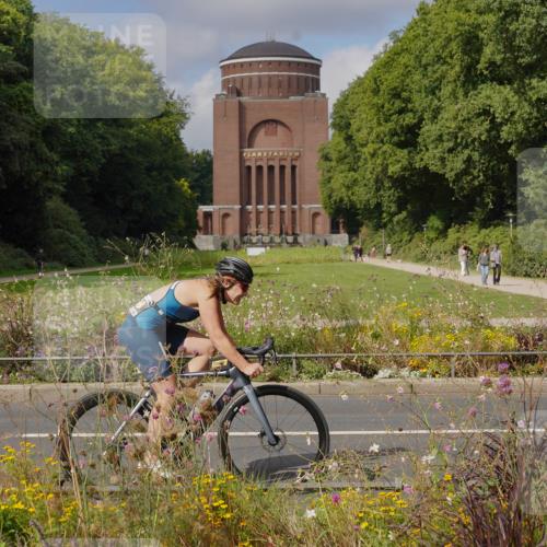 14.09.2025 - Stadtparktriathlon Michael Burmester http://msf.ph/oto/8904576 14.09.2025 11:32:17 Radfahren 894, 966, 968, 974, 997, 1017 meine-sportfotos.de