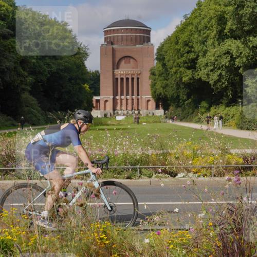 14.09.2025 - Stadtparktriathlon Michael Burmester http://msf.ph/oto/8904583 14.09.2025 11:32:49 Radfahren 936, 950, 967, 994 meine-sportfotos.de