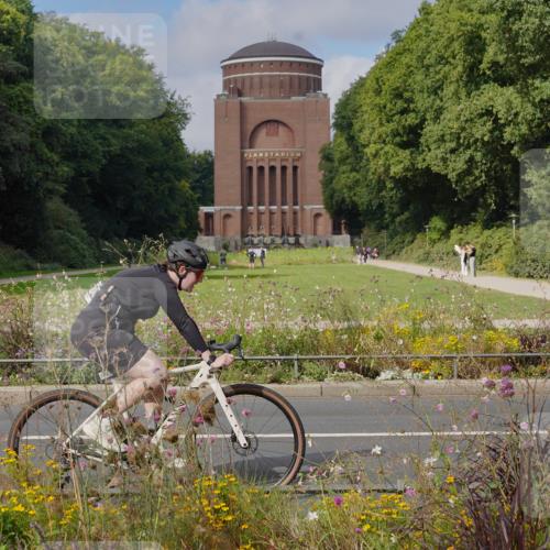 14.09.2025 - Stadtparktriathlon Michael Burmester http://msf.ph/oto/8904591 14.09.2025 11:33:25 Radfahren 824, 839, 946, 962, 980, 1006, 1008, 1067 meine-sportfotos.de
