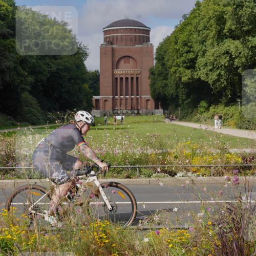 14.09.2025 - Stadtparktriathlon Michael Burmester http://msf.ph/oto/8904593 14.09.2025 11:33:28 Radfahren 824, 839, 946, 962, 980, 1006, 1008, 1067 meine-sportfotos.de
