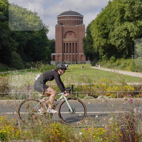 14.09.2025 - Stadtparktriathlon Michael Burmester http://msf.ph/oto/8904612 14.09.2025 11:34:53 Radfahren 976, 979, 1082 meine-sportfotos.de