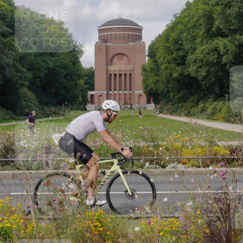 14.09.2025 - Stadtparktriathlon Michael Burmester http://msf.ph/oto/8904624 14.09.2025 11:35:34 Radfahren 931, 941, 1020, 1023 meine-sportfotos.de