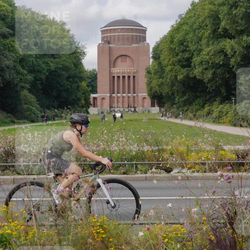 14.09.2025 - Stadtparktriathlon Michael Burmester http://msf.ph/oto/8904627 14.09.2025 11:35:47 Radfahren 995, 996, 1020, 1076 meine-sportfotos.de