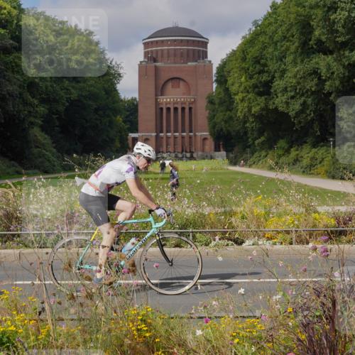 14.09.2025 - Stadtparktriathlon Michael Burmester http://msf.ph/oto/8904677 14.09.2025 11:38:53 Radfahren 855, 998, 1019, 1025, 1047, 1099 meine-sportfotos.de