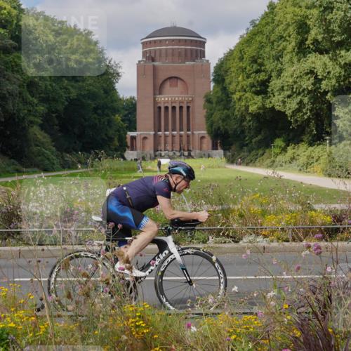 14.09.2025 - Stadtparktriathlon Michael Burmester http://msf.ph/oto/8904682 14.09.2025 11:39:05 Radfahren 949, 952, 998, 1014, 1062, 1086 meine-sportfotos.de