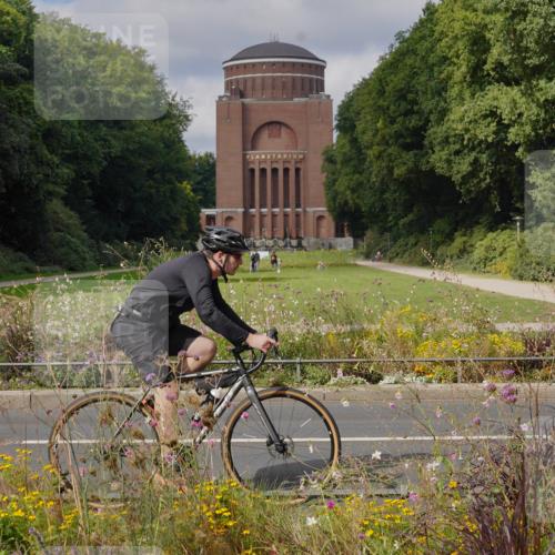 14.09.2025 - Stadtparktriathlon Michael Burmester http://msf.ph/oto/8904687 14.09.2025 11:39:18 Radfahren 927, 960, 1087, 1091 meine-sportfotos.de