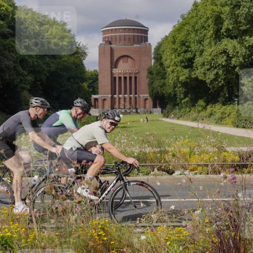 14.09.2025 - Stadtparktriathlon Michael Burmester http://msf.ph/oto/8904694 14.09.2025 11:39:33 Radfahren 940, 1031, 1058, 1073, 1088, 1110, 1120 meine-sportfotos.de