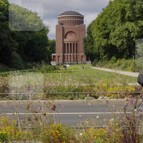 14.09.2025 - Stadtparktriathlon Michael Burmester http://msf.ph/oto/8904695 14.09.2025 11:39:34 Radfahren 940, 1031, 1073, 1088, 1110, 1120 meine-sportfotos.de