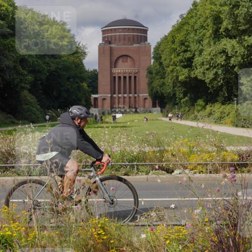 14.09.2025 - Stadtparktriathlon Michael Burmester http://msf.ph/oto/8904716 14.09.2025 11:40:43 Radfahren 857, 948, 950, 966, 967, 978, 1007, 1036, 1089, 1116 meine-sportfotos.de