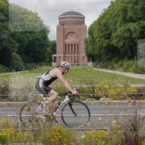 14.09.2025 - Stadtparktriathlon Michael Burmester http://msf.ph/oto/8904783 14.09.2025 11:43:46 Radfahren 932, 1081, 1097, 1112 meine-sportfotos.de