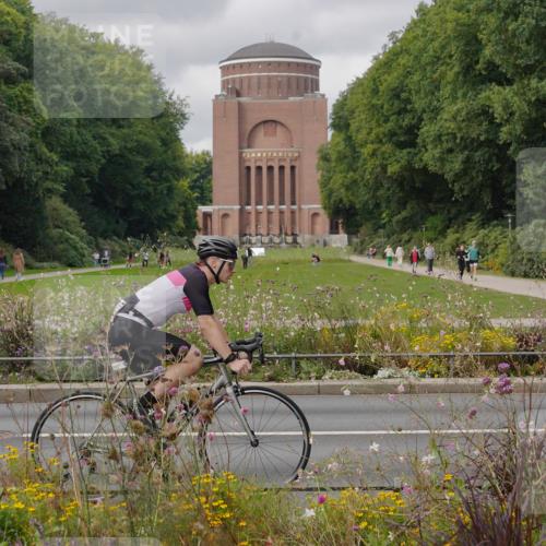14.09.2025 - Stadtparktriathlon Michael Burmester http://msf.ph/oto/8904828 14.09.2025 11:46:30 Radfahren 943, 1031, 1062, 1065, 1086 meine-sportfotos.de
