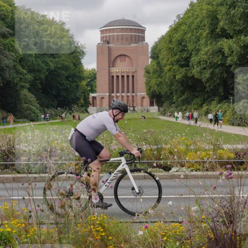 14.09.2025 - Stadtparktriathlon Michael Burmester http://msf.ph/oto/8904829 14.09.2025 11:46:31 Radfahren 939, 1031, 1062, 1065, 1086 meine-sportfotos.de