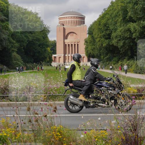 14.09.2025 - Stadtparktriathlon Michael Burmester http://msf.ph/oto/8904835 14.09.2025 11:46:49 Radfahren 984, 1025, 1063, 1087 meine-sportfotos.de