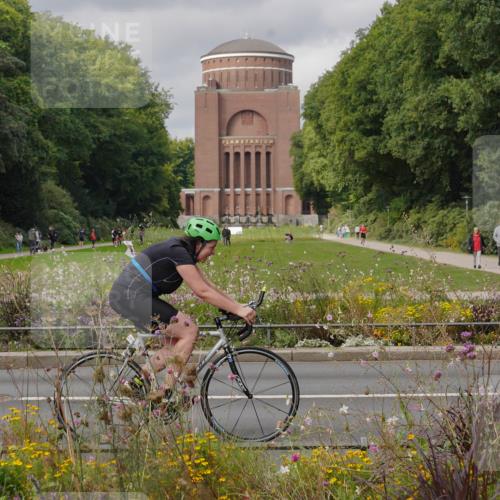 14.09.2025 - Stadtparktriathlon Michael Burmester http://msf.ph/oto/8904844 14.09.2025 11:47:09 Radfahren 937, 940, 998, 1016, 1060, 1069, 1073, 1091, 1110, 1120 meine-sportfotos.de