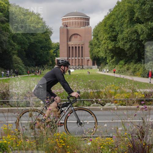14.09.2025 - Stadtparktriathlon Michael Burmester http://msf.ph/oto/8904846 14.09.2025 11:47:12 Radfahren 937, 998, 1016, 1060, 1073, 1091 meine-sportfotos.de