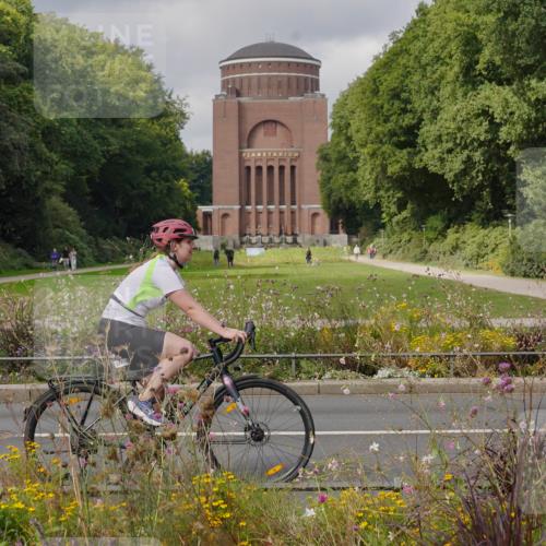 14.09.2025 - Stadtparktriathlon Michael Burmester http://msf.ph/oto/8904859 14.09.2025 11:48:10 Radfahren 927, 952, 960, 1006, 1035, 1088, 1116 meine-sportfotos.de