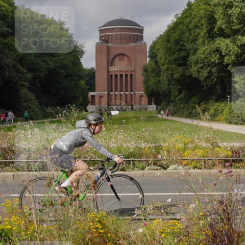 14.09.2025 - Stadtparktriathlon Michael Burmester http://msf.ph/oto/8904867 14.09.2025 11:48:29 Radfahren 964, 967, 1053, 1089 meine-sportfotos.de