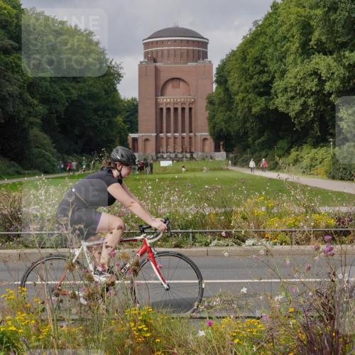 14.09.2025 - Stadtparktriathlon Michael Burmester http://msf.ph/oto/8904876 14.09.2025 11:49:02 Radfahren 929, 942, 957, 966, 1072, 1092 meine-sportfotos.de