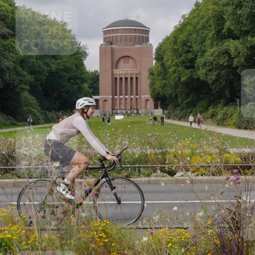 14.09.2025 - Stadtparktriathlon Michael Burmester http://msf.ph/oto/8904882 14.09.2025 11:49:18 Radfahren 972, 1001, 1002, 1023, 1082, 1113 meine-sportfotos.de