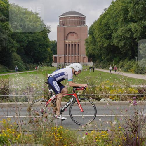 14.09.2025 - Stadtparktriathlon Michael Burmester http://msf.ph/oto/8904883 14.09.2025 11:49:20 Radfahren 972, 1001, 1002, 1023, 1082, 1113 meine-sportfotos.de