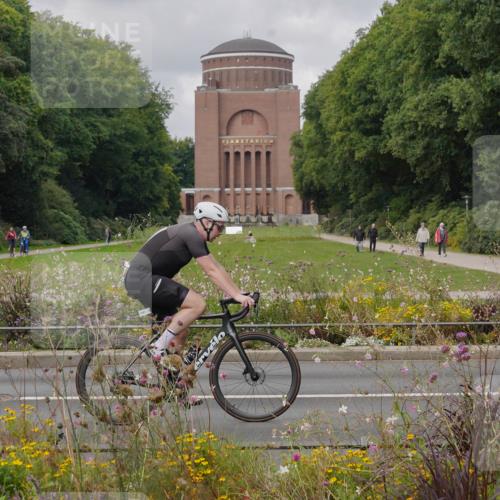 14.09.2025 - Stadtparktriathlon Michael Burmester http://msf.ph/oto/8904889 14.09.2025 11:49:44 Radfahren 1015, 1061, 1098, 1119 meine-sportfotos.de