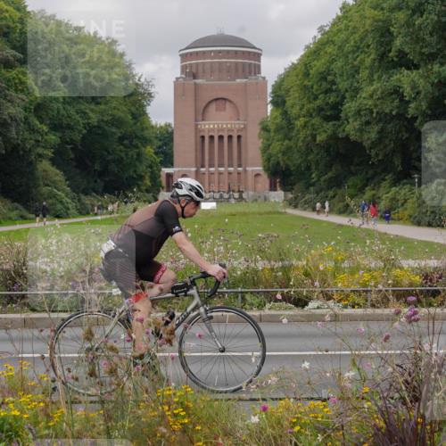 14.09.2025 - Stadtparktriathlon Michael Burmester http://msf.ph/oto/8904905 14.09.2025 11:50:37 Radfahren 941, 970, 986, 990, 1066, 1109 meine-sportfotos.de