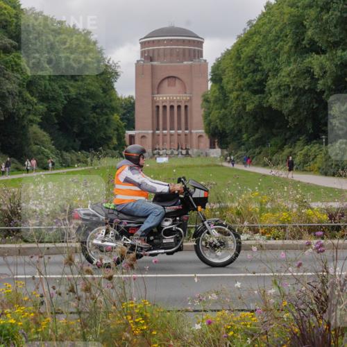 14.09.2025 - Stadtparktriathlon Michael Burmester http://msf.ph/oto/8904918 14.09.2025 11:51:15 Radfahren 962, 974, 976, 1057, 1083, 1097, 1101 meine-sportfotos.de