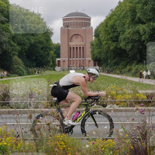 14.09.2025 - Stadtparktriathlon Michael Burmester http://msf.ph/oto/8904927 14.09.2025 11:51:27 Radfahren 994, 1040, 1043, 1057, 1080, 1083 meine-sportfotos.de