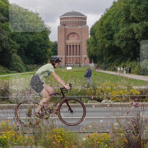 14.09.2025 - Stadtparktriathlon Michael Burmester http://msf.ph/oto/8904930 14.09.2025 11:51:47 Radfahren 961, 985, 1051, 1079, 1102 meine-sportfotos.de