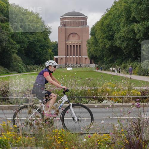 14.09.2025 - Stadtparktriathlon Michael Burmester http://msf.ph/oto/8904935 14.09.2025 11:52:03 Radfahren 947, 1005, 1115 meine-sportfotos.de