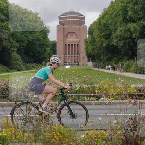14.09.2025 - Stadtparktriathlon Michael Burmester http://msf.ph/oto/8904936 14.09.2025 11:52:07 Radfahren 925, 947, 1005, 1115 meine-sportfotos.de