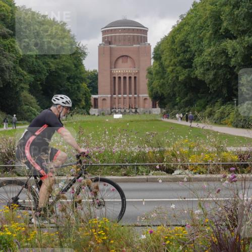 14.09.2025 - Stadtparktriathlon Michael Burmester http://msf.ph/oto/8904939 14.09.2025 11:52:20 Radfahren 925, 932, 982, 989, 1020, 1078, 1094, 1107 meine-sportfotos.de