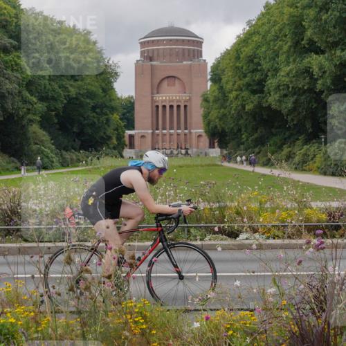 14.09.2025 - Stadtparktriathlon Michael Burmester http://msf.ph/oto/8904943 14.09.2025 11:52:27 Radfahren 932, 982, 989, 1020, 1054, 1107, 1117 meine-sportfotos.de