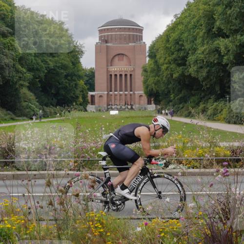 14.09.2025 - Stadtparktriathlon Michael Burmester http://msf.ph/oto/8904947 14.09.2025 11:52:38 Radfahren 938, 1008, 1048, 1054, 1067, 1117 meine-sportfotos.de