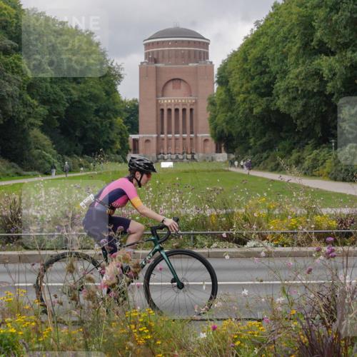 14.09.2025 - Stadtparktriathlon Michael Burmester http://msf.ph/oto/8904949 14.09.2025 11:52:41 Radfahren 938, 1008, 1048, 1067, 1117 meine-sportfotos.de