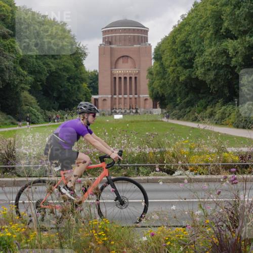 14.09.2025 - Stadtparktriathlon Michael Burmester http://msf.ph/oto/8904955 14.09.2025 11:53:05 Radfahren 944, 963, 1018, 1033, 1085, 1125 meine-sportfotos.de